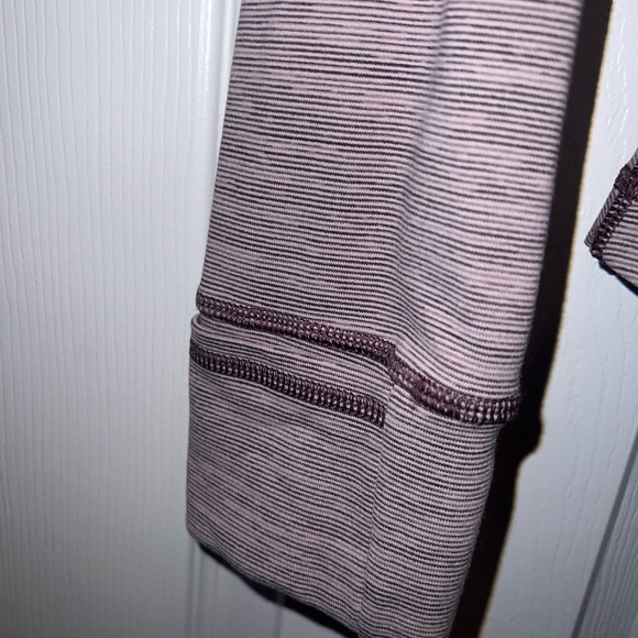 Lululemon define jacket size 6 excellent condition - Picture 6 of 6